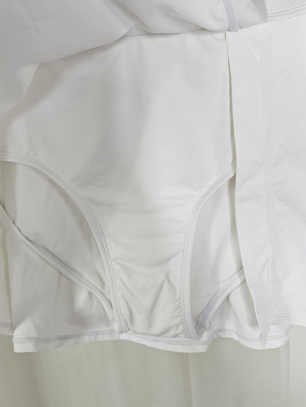 Anne Cole White Swim Skirt Bottom Size Medium - Picture 5 of 7